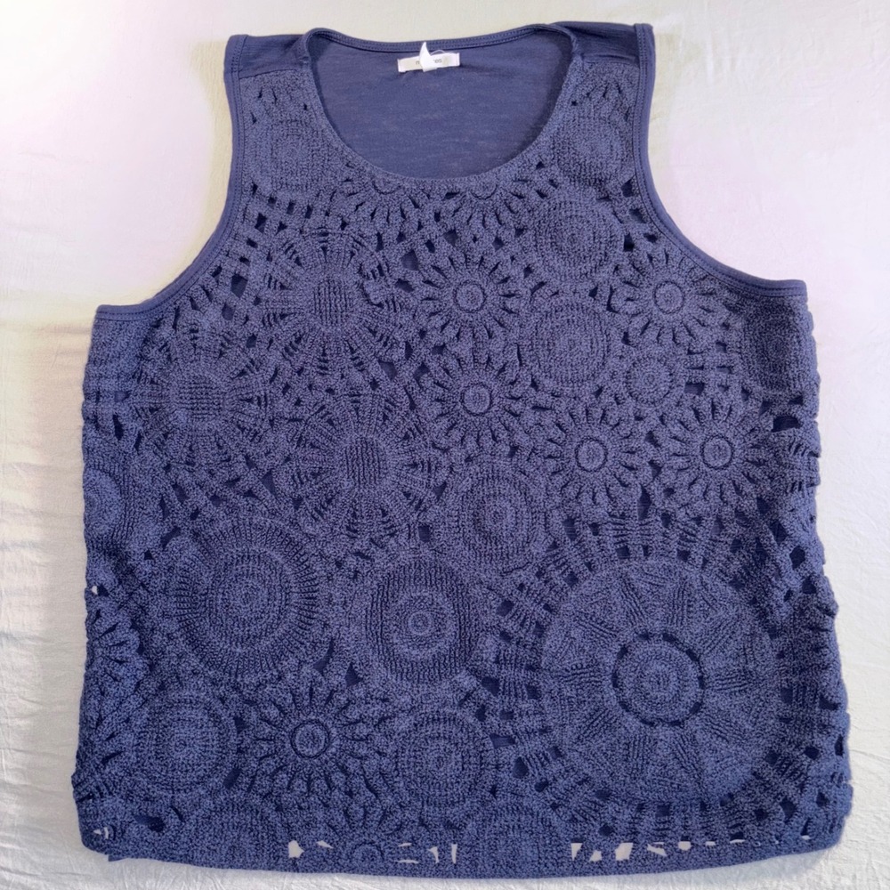 Maurices Navy Blue Crochet Sunflower Lace Front Sleeveless Tank Top Large
